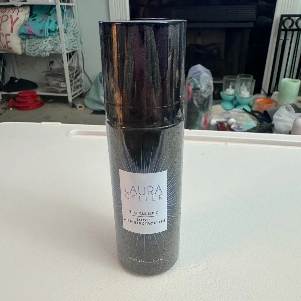 Laura Geller spackle mist